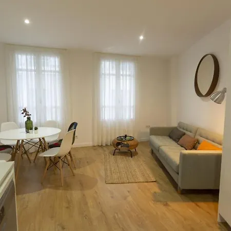 Confot / Sbhome Apartment *