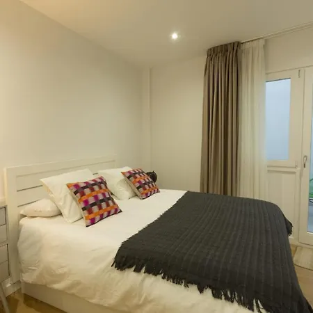 Apartment Confot / Sbhome *