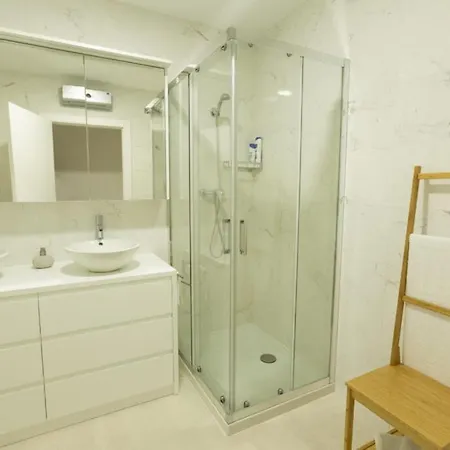 Confot / Sbhome Apartment Noia