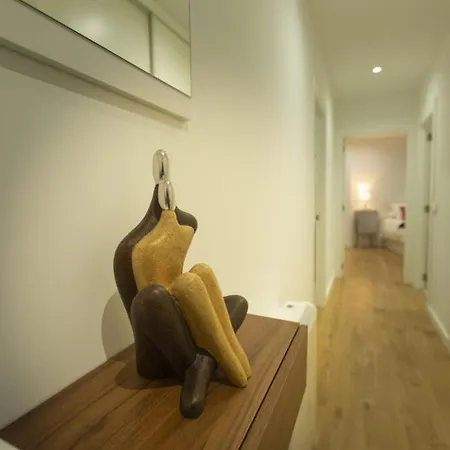 Confot / Sbhome Apartment *