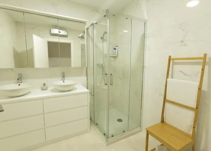 Confot / Sbhome Daire Noia